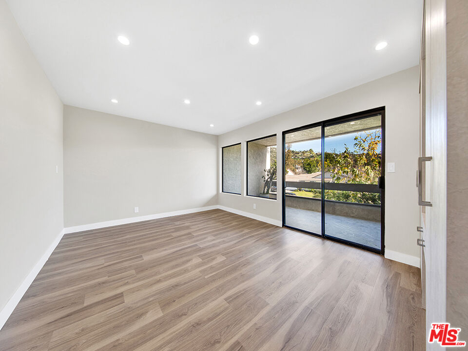 MLS #25608171 image #21