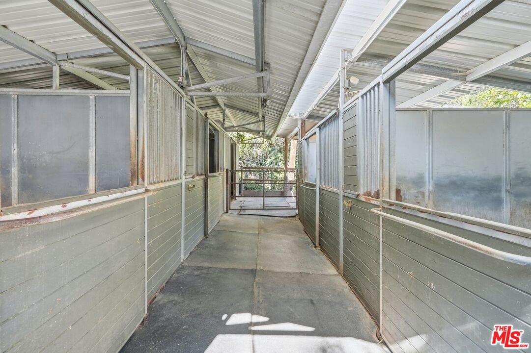 MLS #25608187 image #10