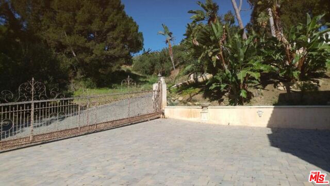 MLS #25608209 image #19