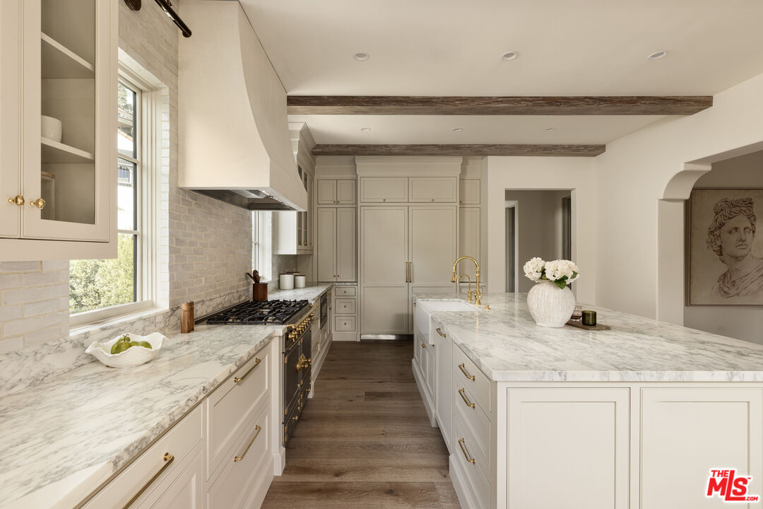 MLS #25608225 image #9