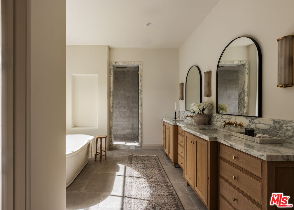 MLS #25608225 image #26