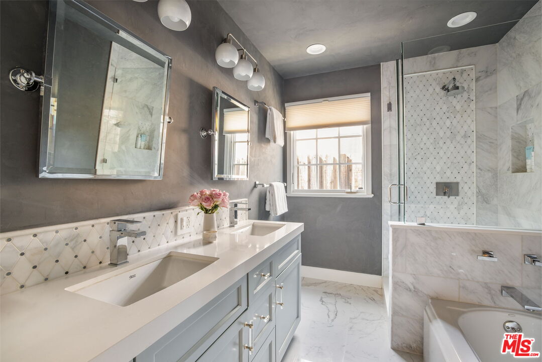 MLS #25608367 image #18