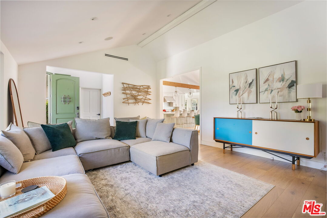 MLS #25608367 image #5