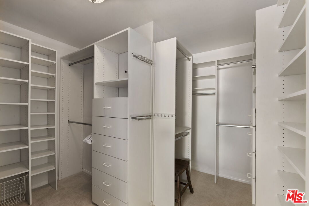 MLS #25608397 image #23