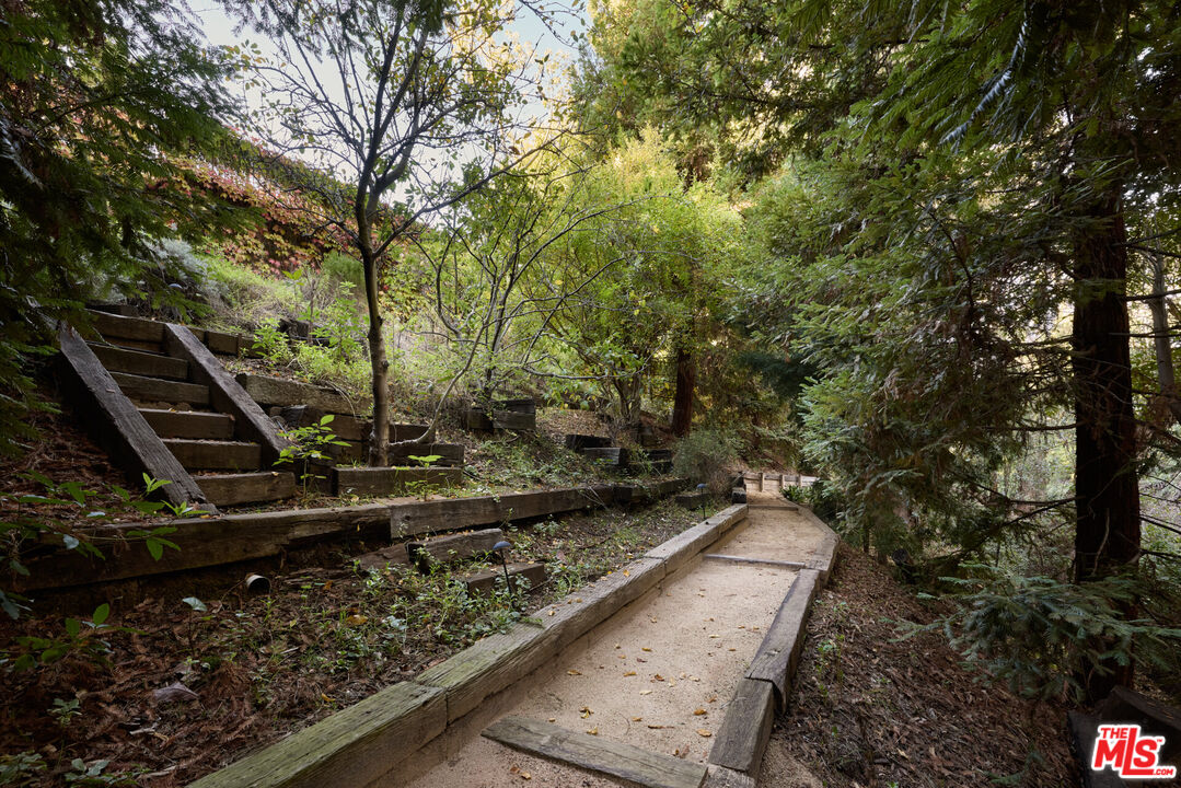 MLS #25608419 image #21