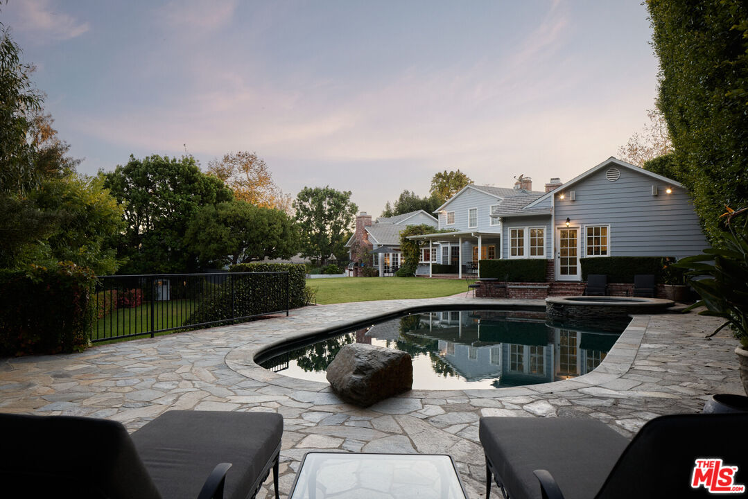 MLS #25608419 image #4