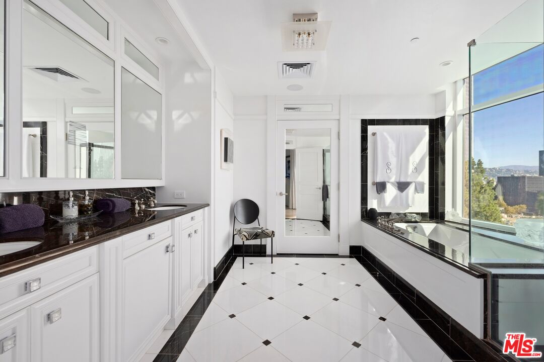 MLS #25608431 image #12