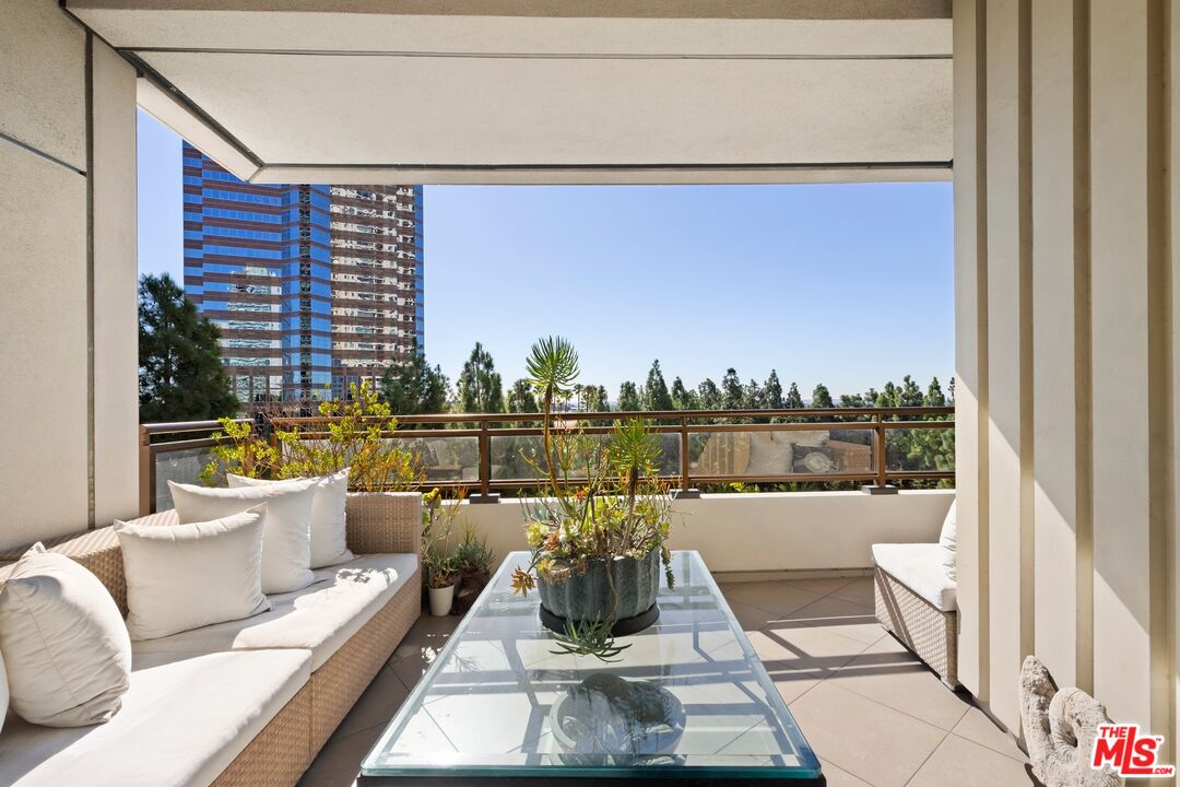 MLS #25608431 image #18