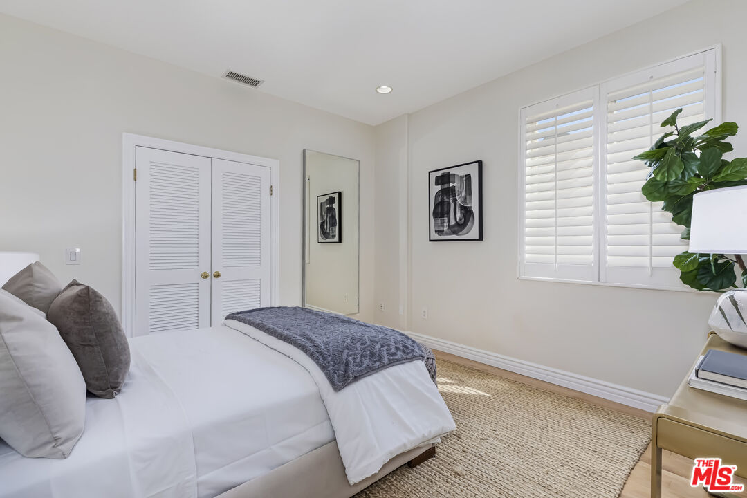 MLS #25608483 image #19