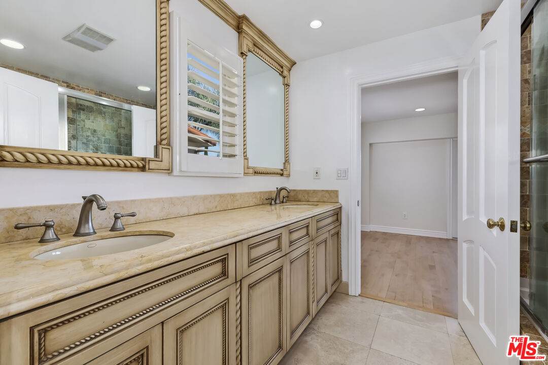 MLS #25608483 image #20