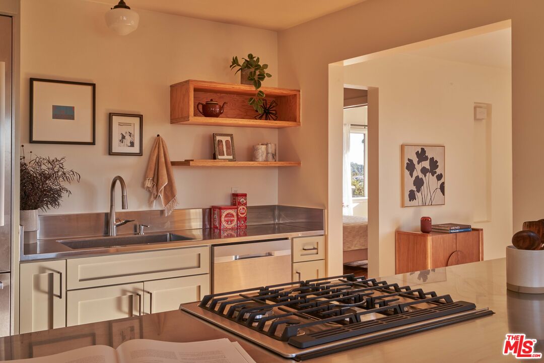 MLS #25608521 image #12