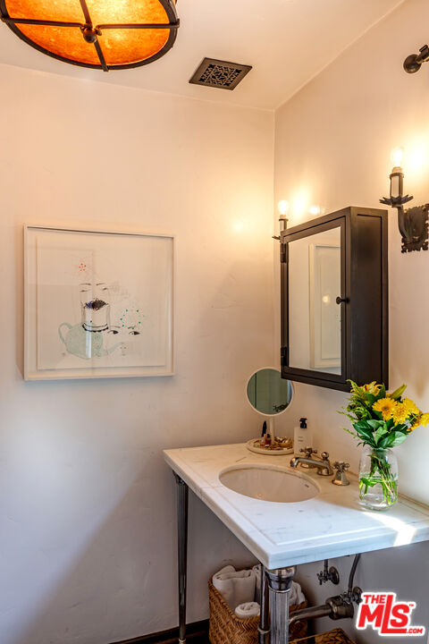 MLS #25608557 image #27