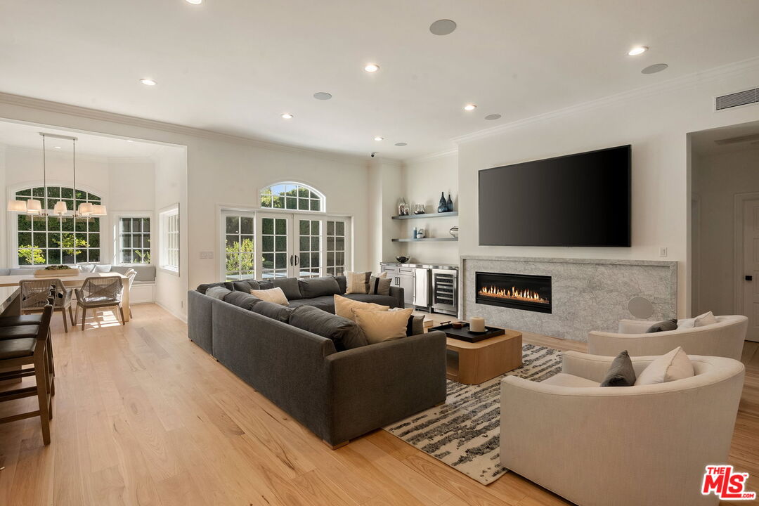 MLS #25608565 image #15