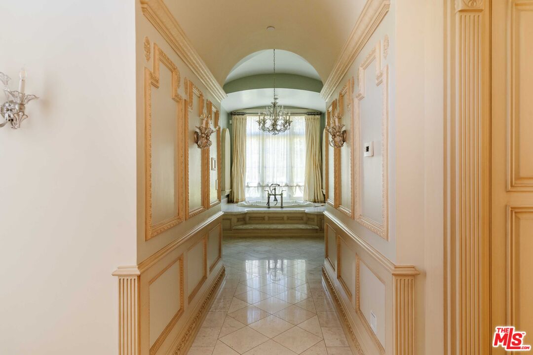 MLS #25608625 image #19