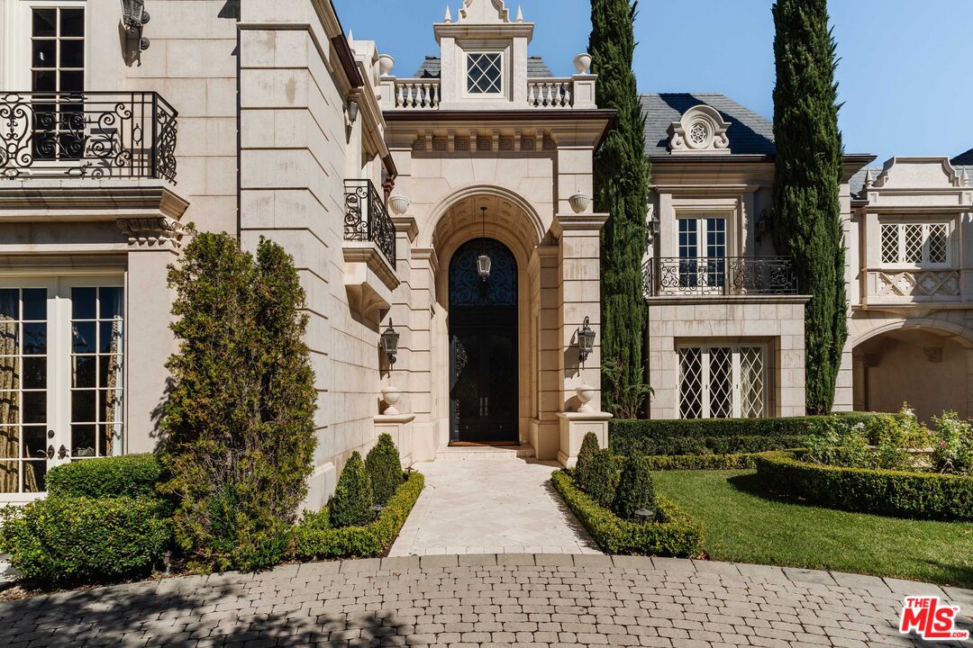 MLS #25608625 image #2