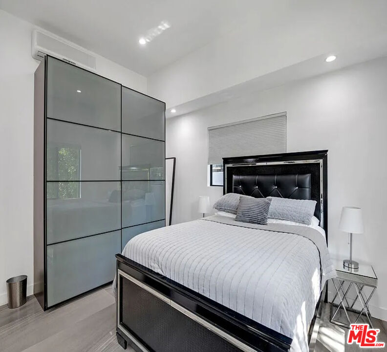 MLS #25608643 image #27