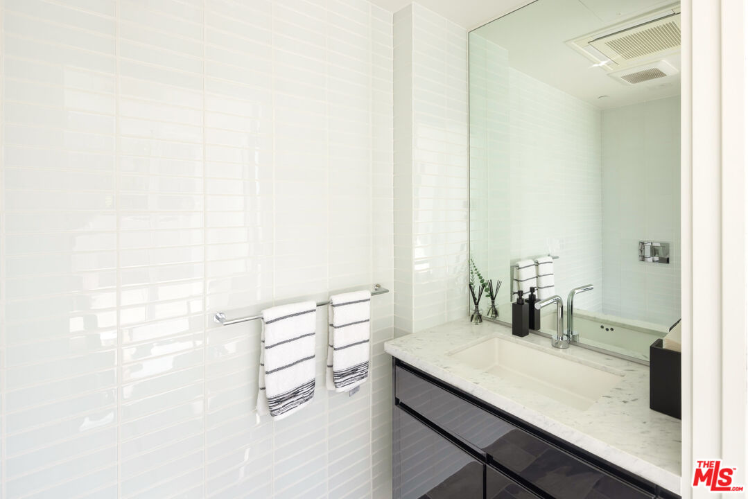 MLS #25608701 image #35