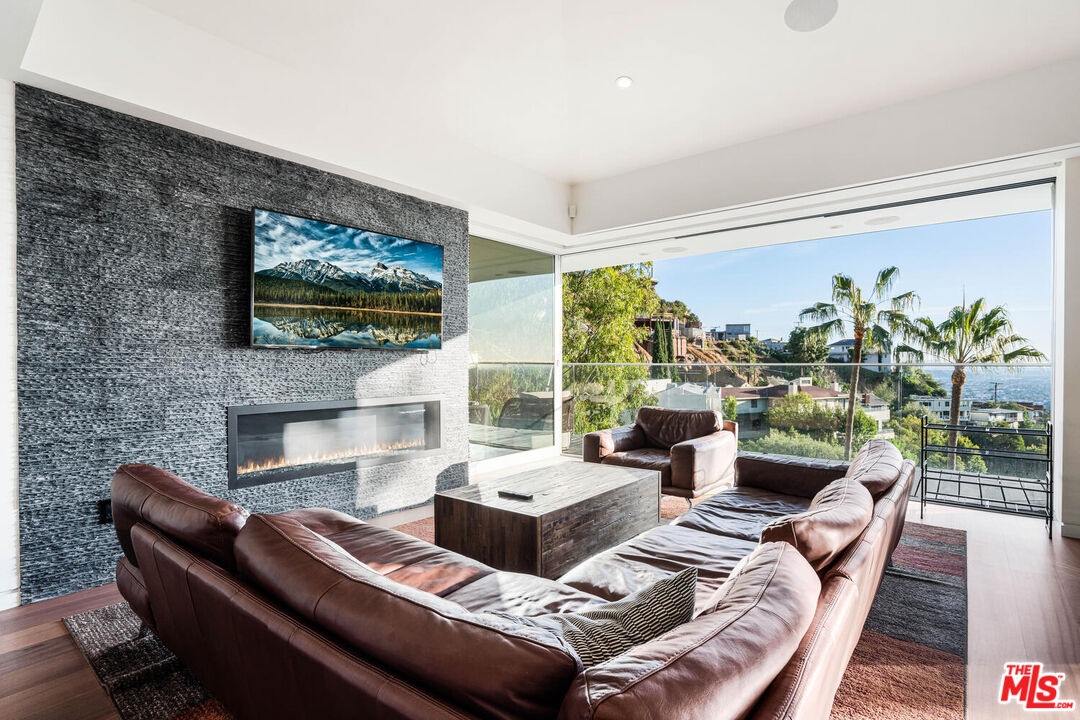 MLS #25608803 image #4