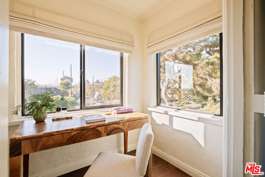 MLS #25608865 image #23