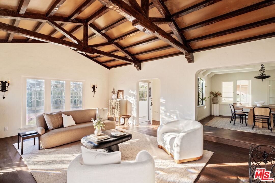 MLS #25608865 image #2