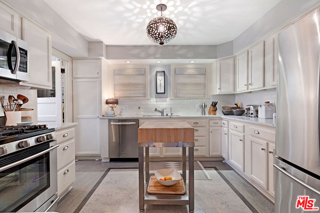 MLS #25609001 image #10