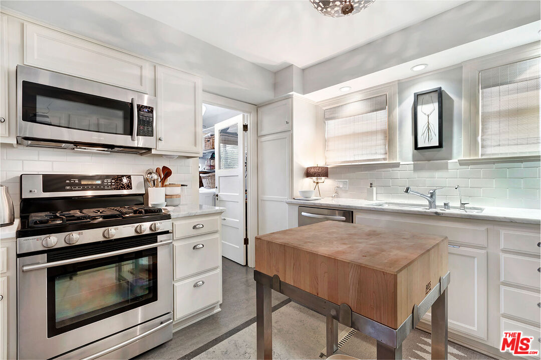 MLS #25609001 image #11