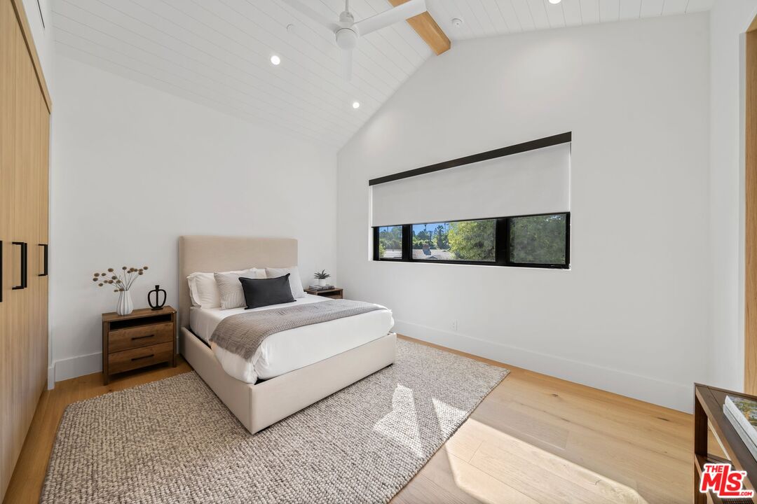 MLS #25609015 image #23