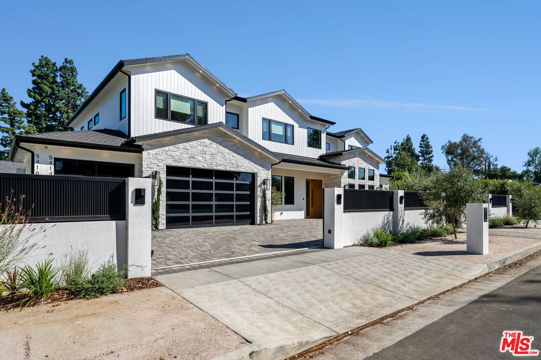 MLS #25609015 image #2