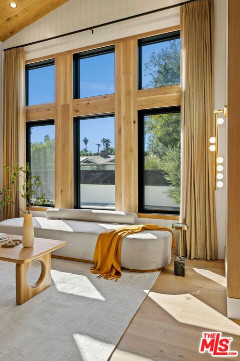 MLS #25609015 image #5