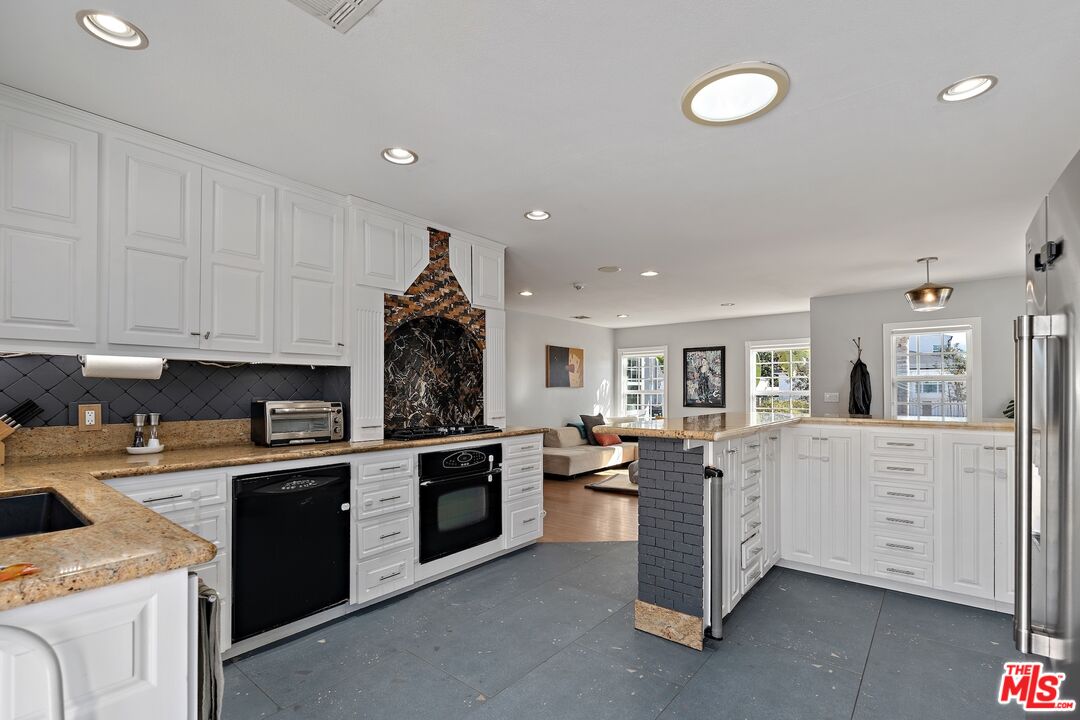 MLS #25609195 image #10