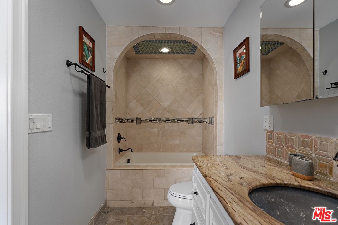 MLS #25609195 image #16