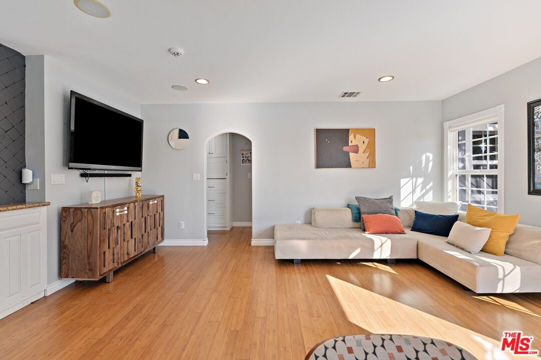 MLS #25609195 image #6