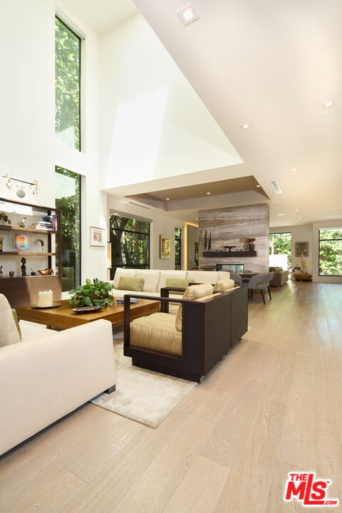 MLS #25609215 image #11