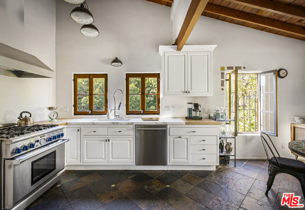 MLS #25609355 image #15