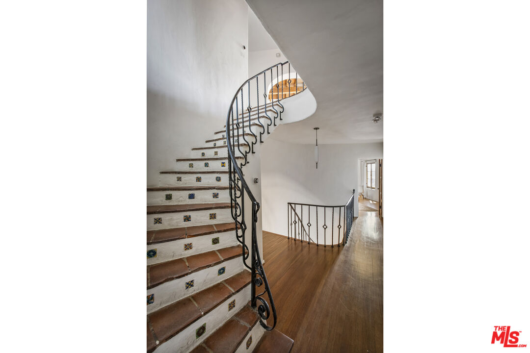 MLS #25609355 image #18