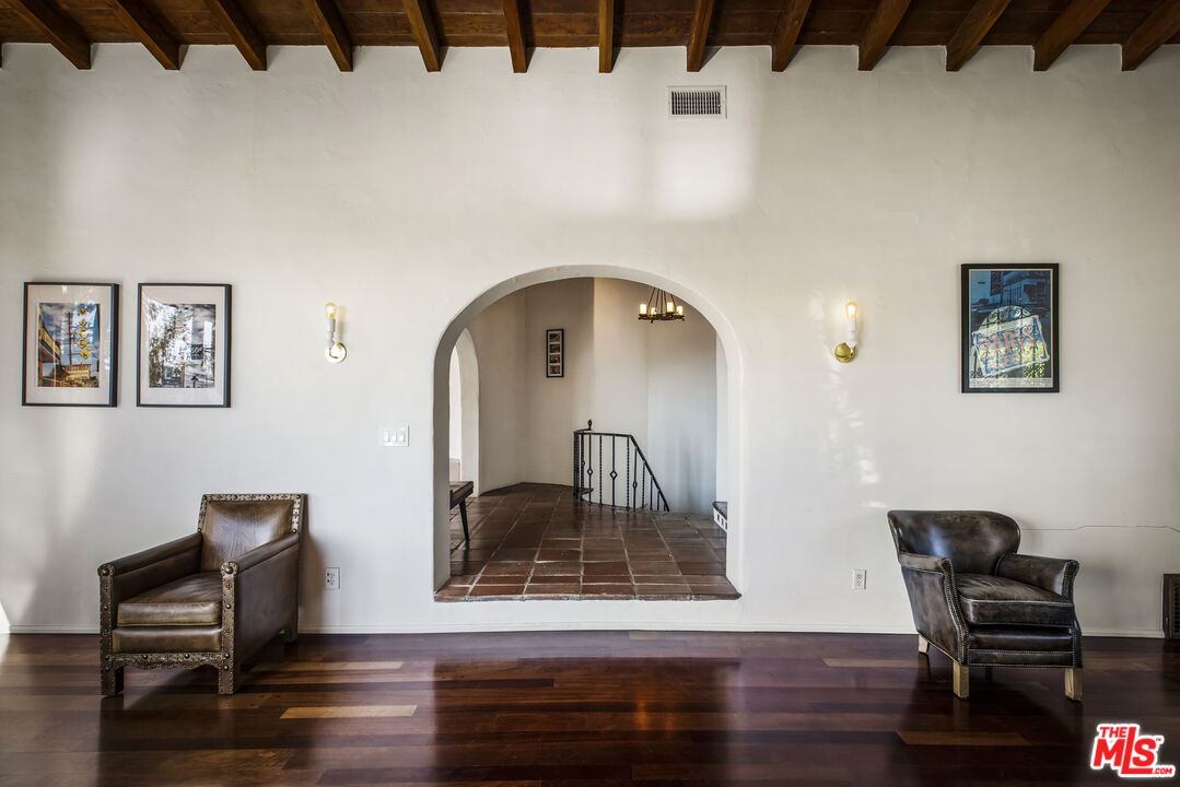 MLS #25609355 image #3