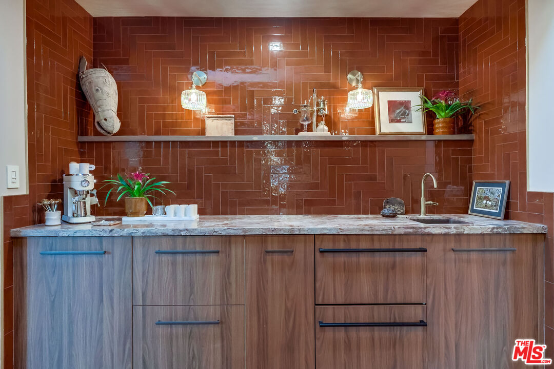 MLS #25609419 image #15