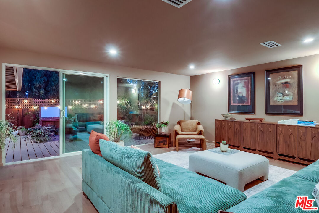 MLS #25609419 image #19