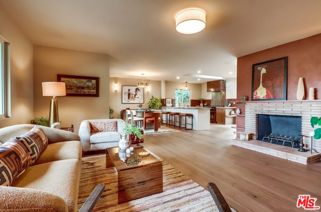 MLS #25609419 image #3