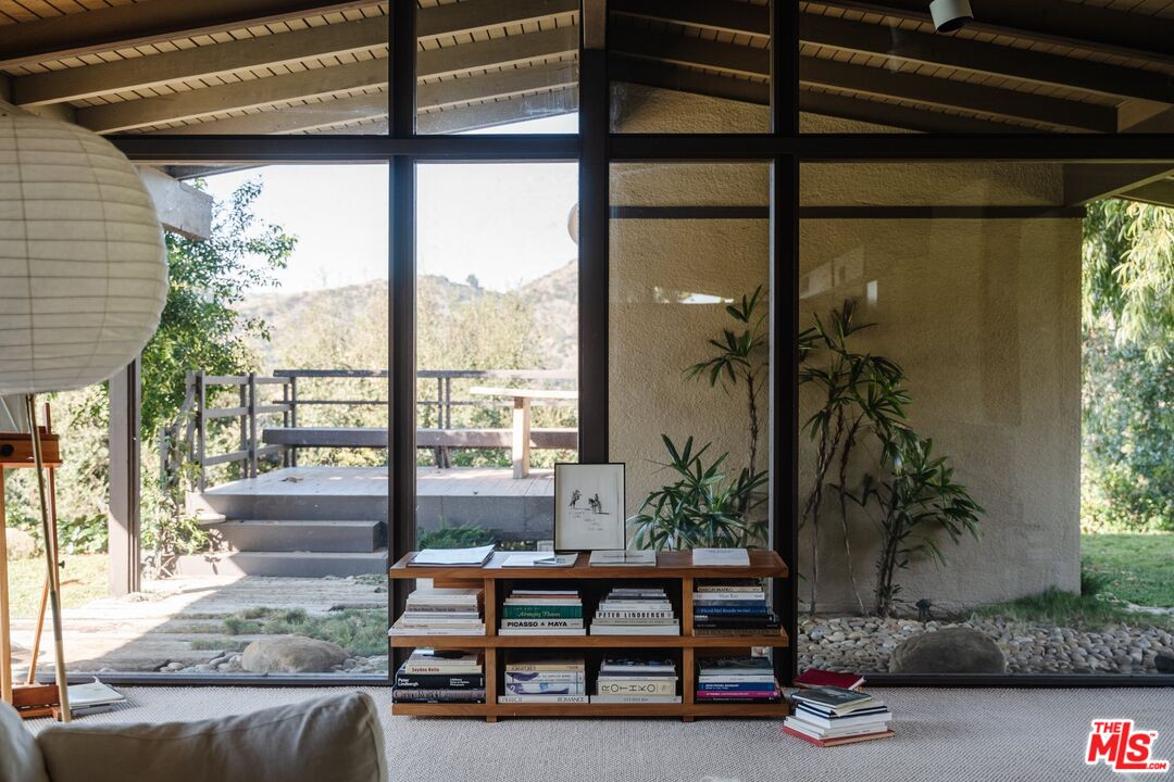 MLS #25609501 image #11