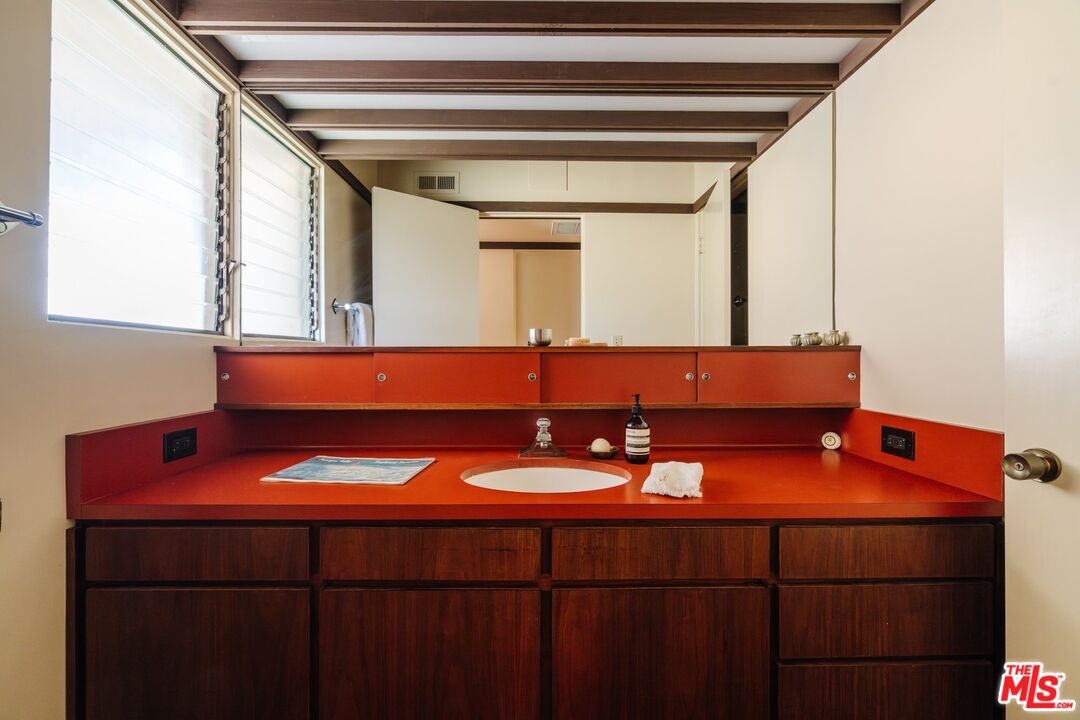 MLS #25609501 image #25