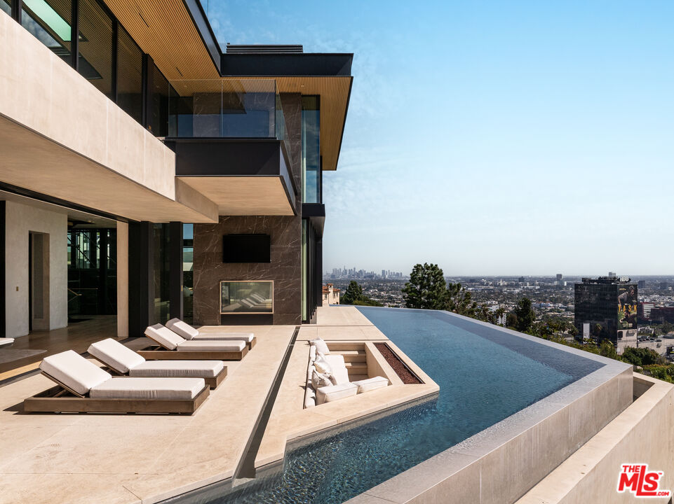 MLS #25609623 image #23