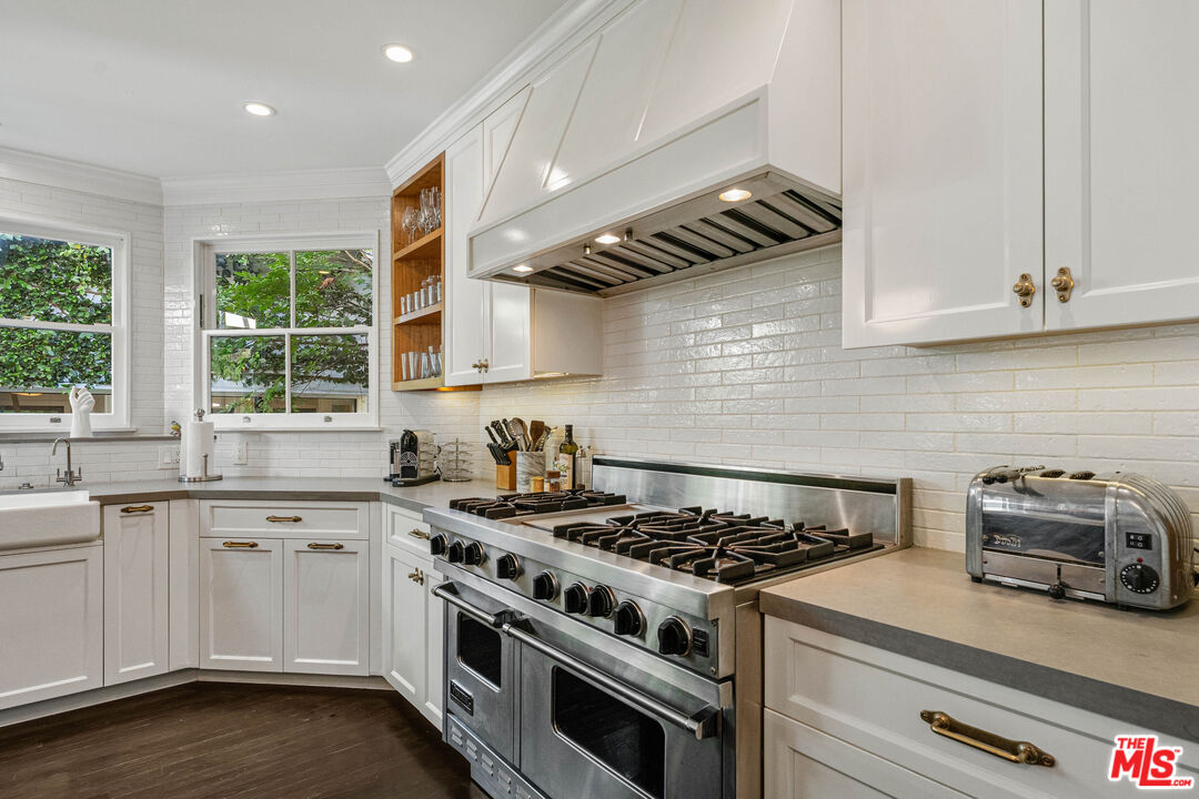 MLS #25609653 image #16