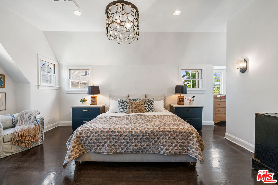 MLS #25609653 image #24