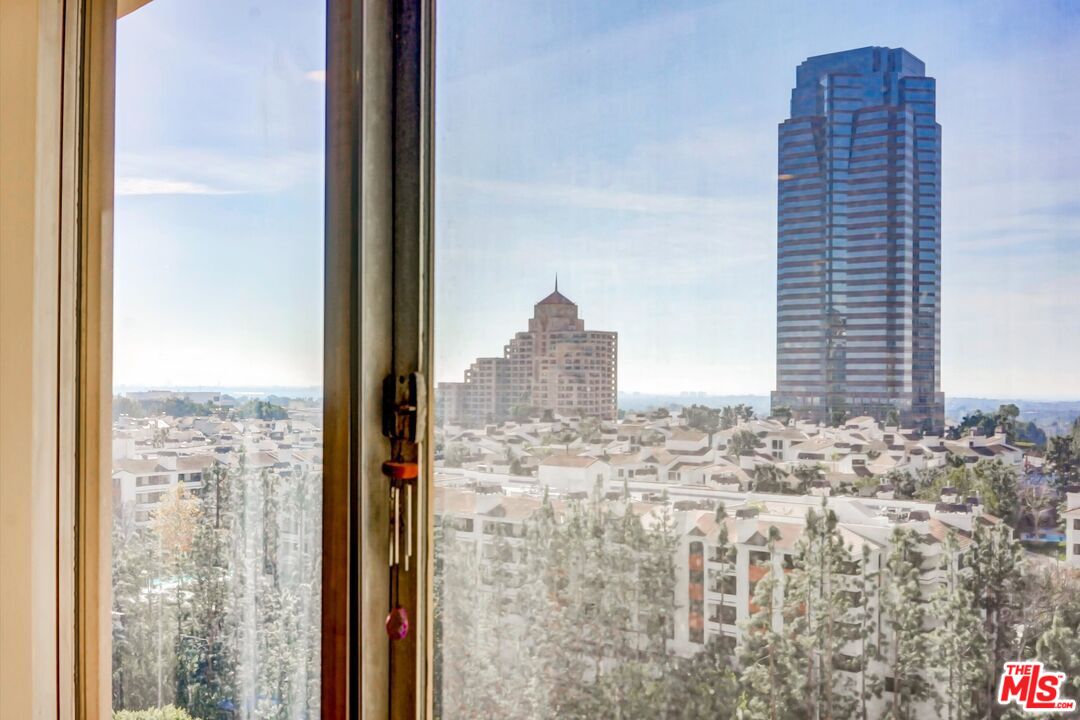 MLS #25609659 image #2