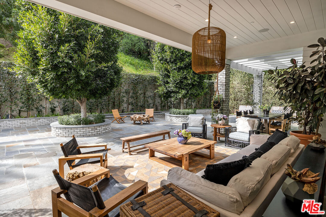 MLS #25609725 image #15