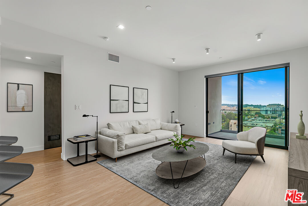 MLS #25609783 image #1