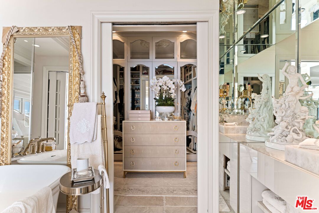 MLS #25609797 image #14