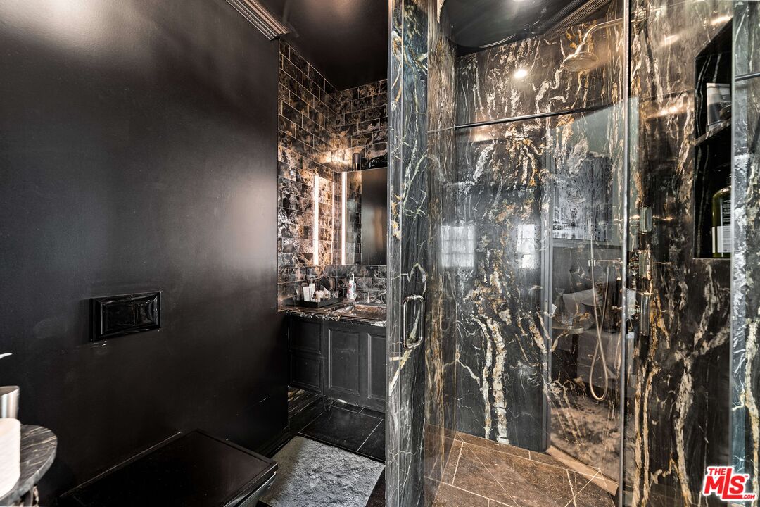 MLS #25609797 image #21