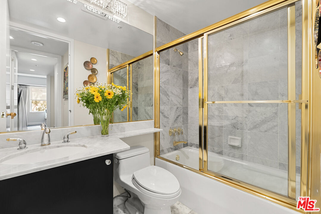 MLS #25609807 image #20